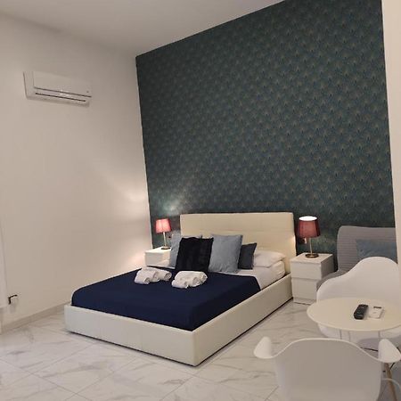 Bed and Breakfast Domus Luigi Leone II à Naples Extérieur photo