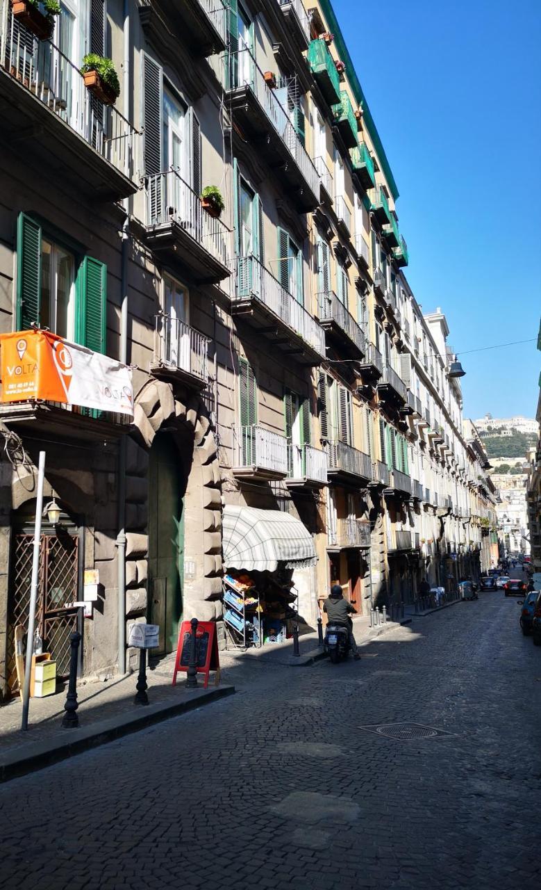 Bed and Breakfast Domus Luigi Leone II à Naples Extérieur photo