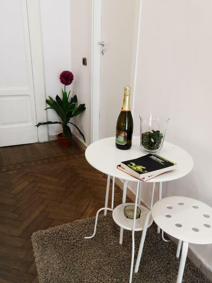 Bed and Breakfast Domus Luigi Leone II à Naples Extérieur photo