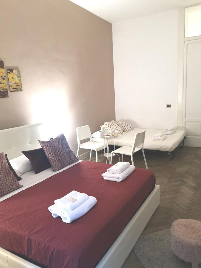 Bed and Breakfast Domus Luigi Leone II à Naples Extérieur photo
