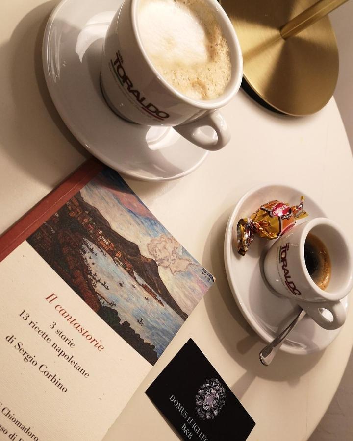 Bed and Breakfast Domus Luigi Leone II à Naples Extérieur photo