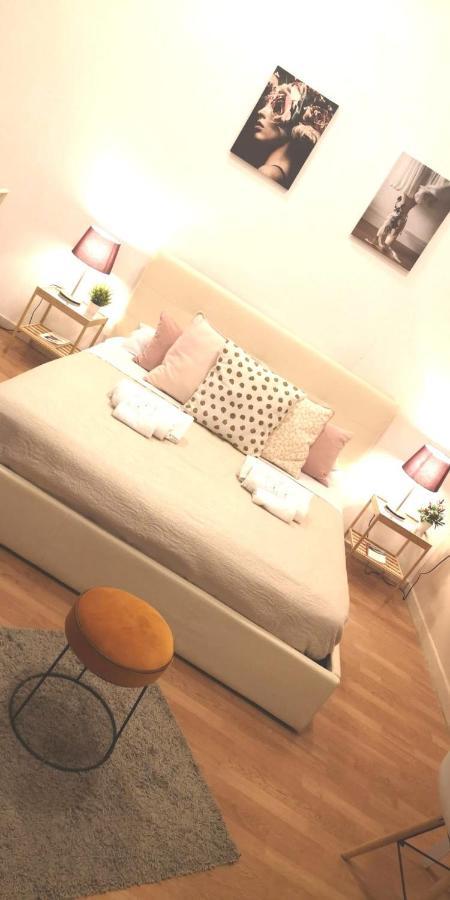 Bed and Breakfast Domus Luigi Leone II à Naples Extérieur photo